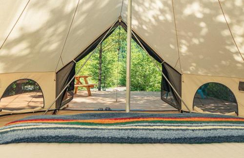 Carson Other | Cute Bell Tent in Carson for Columbia Gorge Glamping in Washington