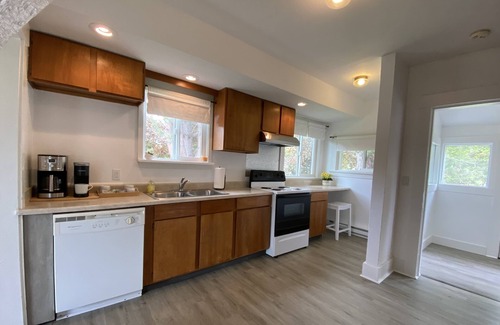 Blaine House | Cute Blaine Bungalow, recently remodeled, great location