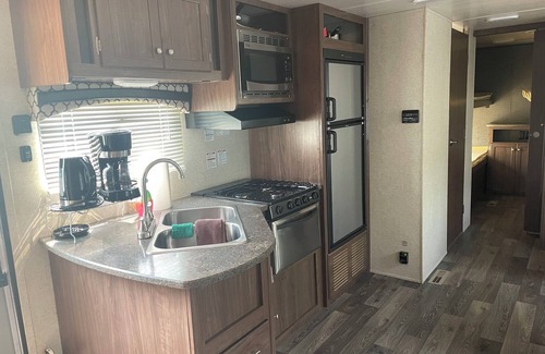 Manitoba House | Cute Camper Trailer at Ridgewood South Golf & Campground