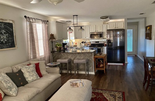 Lindale Other | Cute country cottage