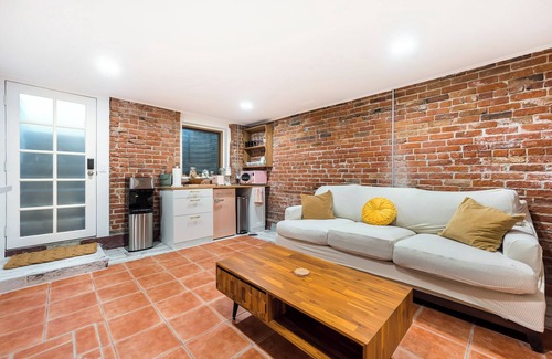 Cheesman Park Apartment | Cute/Cozy Basement Apartment in Old Denver’s Hip Cheeseman Park neighborhood!