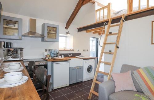 Penisarwaun House | Cwt Mochyn