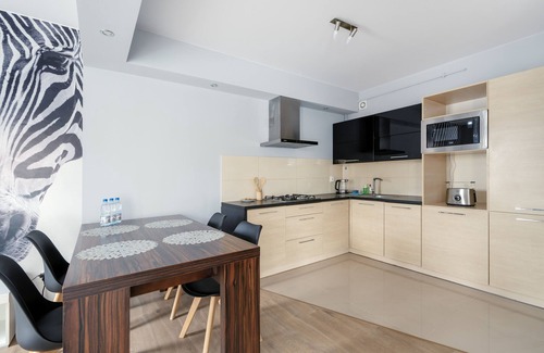 Lodz Apartment | Cynarskiego 2-Bedroom Apartment
