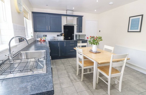 Llangefni Cottage | CYNEFIN, pet friendly, with a garden in Llangefni