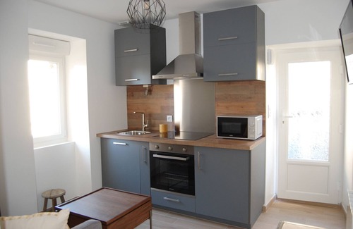Miniac-Morvan House | cypres close to st malo