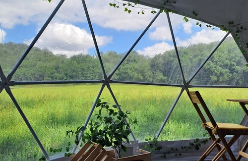 Le Garric Cottage | Dôme L'ephémère vu Ciel et Piscine/jacuzzi Privatif