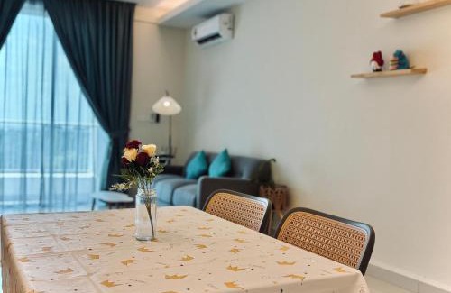 Taman Teh Teng Seng Apartment | D'Festivo Residence Ipoh 3Bdr by PLY Home