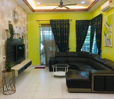 Taman Kota Masai House | D Wangi Homestay Pasir Gudang at Ecotropic