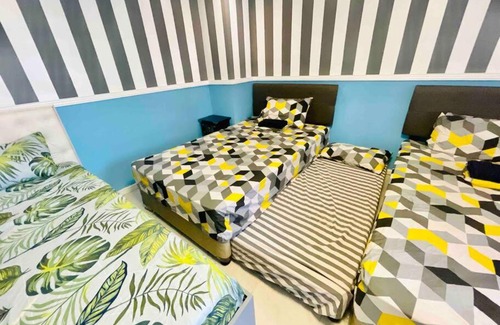 South Triangle Apartment | D1 of 2: 69-Sqm 1-Bedroom Condo