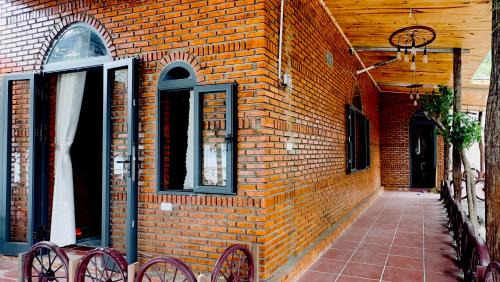Cam Ranh House | Da Let Homestay & Coffee