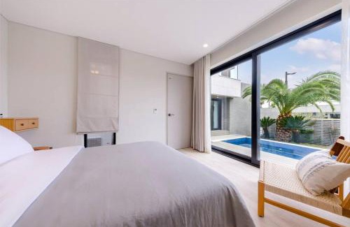 Namwon Villa | Dabin Monterrey Private Poolvilla Pension