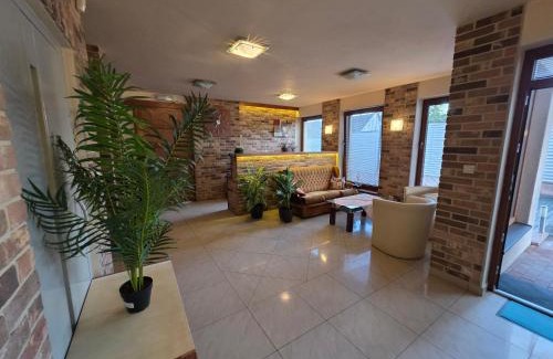 Cerveny Hradok House | DaDeli
