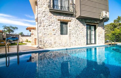Turgutkoy Koyu Villa | DADYA VİLLA 4 - Marmaris Turgut da özel havuzlu denize yakın lüks villa