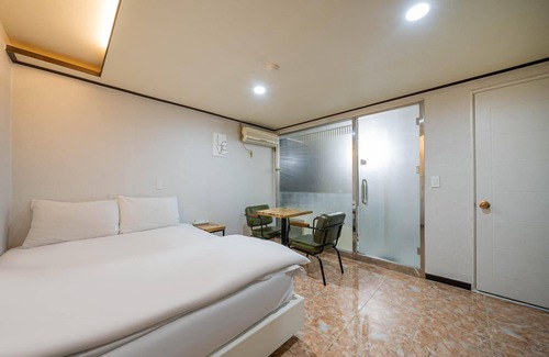 Sinamdong Hotel | Daegu Dongdaegu Love Way