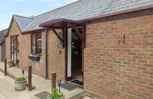 Bridport House | Daisy Cottage