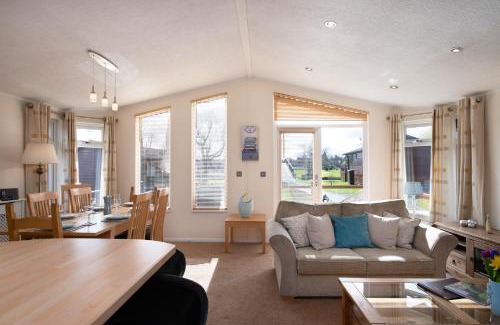 Tiddington Apartment | Daisy Lodge in Stratford upon Avon