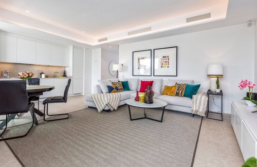 Torremolinos Apartment | Dalí | Beachfront apartment in Torremolinos