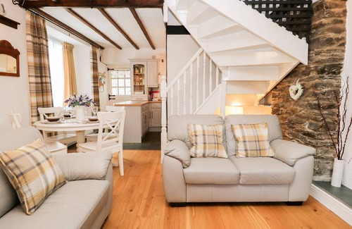 Bowness-on-Windermere Cottage | DALESWAY COTTAGE, family friendly in Bowness-On-Windermere