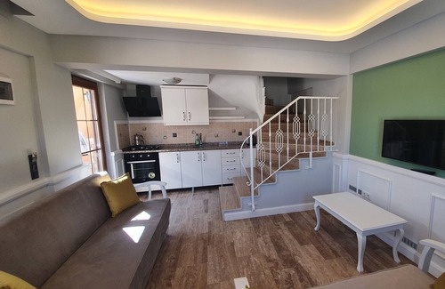 Dalyan City Center Villa | Dalyan Villa Kiydan -Modern, Spacious 2 bedroomed Villa with a large shared pool