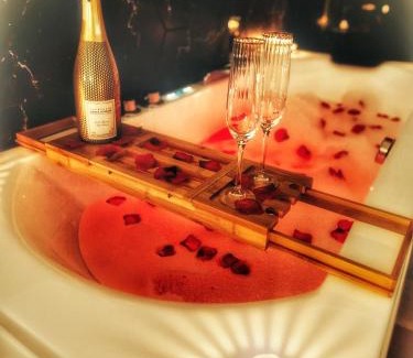 Laneffe Hotel | Damelys