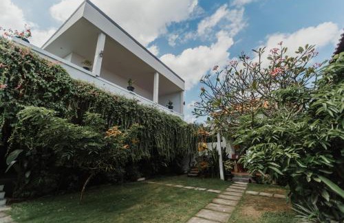 Kelating House | Dana's House