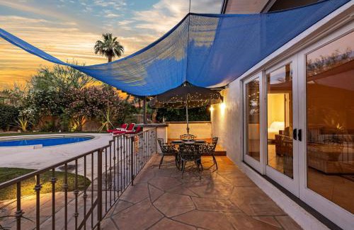 Historic Tennis Club House | Dandelion by AvantStay Pool 0.2mi to Downtown