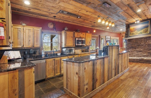 Blue Ridge Cabin | Dandelion Delight - Blue Ridge GA