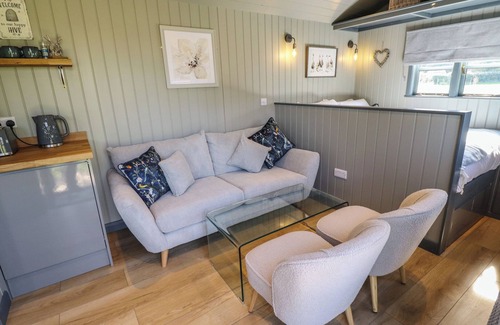 Ashby cum Fenby Cottage | DANDELION, family friendly, country holiday cottage in Waltham