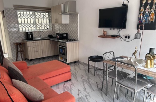 Kweiman House | Danfa - 1 Bed - 1 Bath - Pet Friendly - Parking