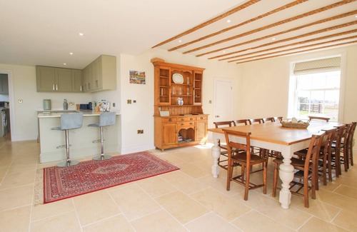 Claines Cottage | DANIELS FARMHOUSE, luxury holiday cottage, with hot tub in Claines