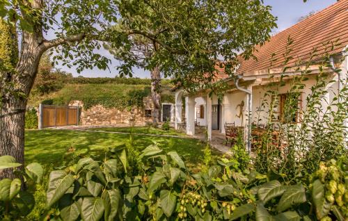 Leiben House | Danube Dreamin'