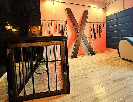Ruda Slaska Apartment | Dark Romance- Apartament BDSM Greya dla Zakochanych Par