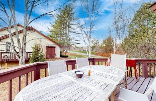 West Hartford House | Dartmouth Place Retreat