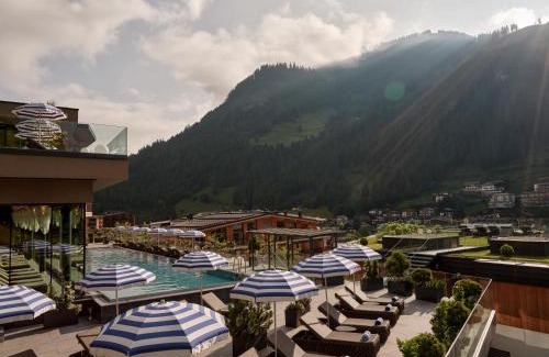 Unterberg Hotel | DAS EDELWEISS - Salzburg Mountain Resort