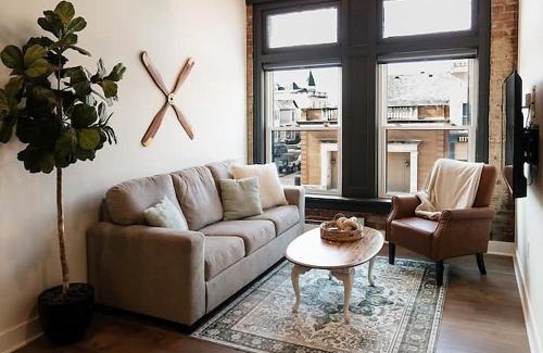 Conover Apartment | David Hauser house