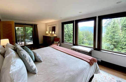 Sandy Hook Bed & Breakfast | Davis Brook Retreat