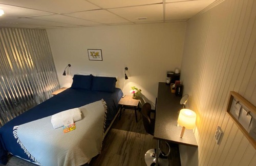 Dawson City Hotel | Dawson Lodge