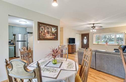 Schaumburg House | Day Trip to Chicago: Hoffman Estates Gem!