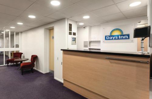 Bridgend Hotel | Days Inn Bridgend Cardiff