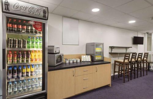 Bridgend Hotel | Days Inn Bridgend Cardiff