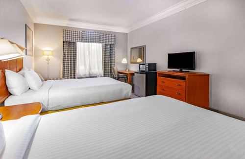 Altavista Hotel | Days Inn by Wyndham Altavista