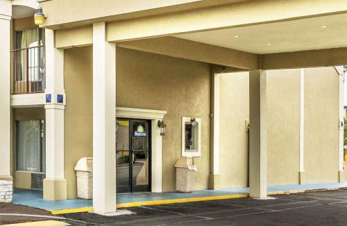 Ashland Hotel | Days Inn by Wyndham Ashland