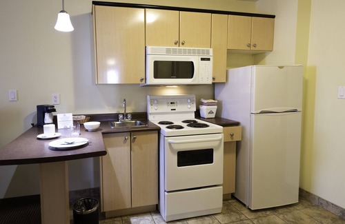 Bonnyville Hotel | Days Inn by Wyndham Bonnyville