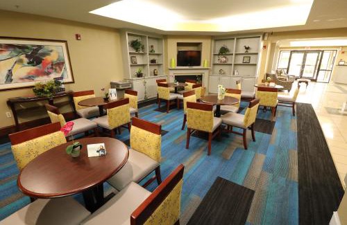 Haw River Hotel | Days Inn by Wyndham Burlington East