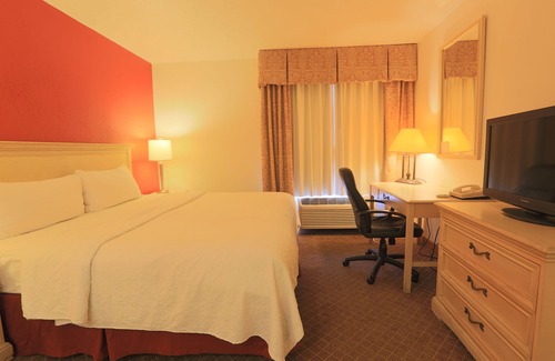 Calumet Park Hotel | Days Inn by Wyndham Calumet Park