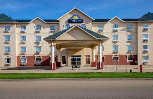Dawson Creek Hotel | Days Inn by Wyndham Dawson Creek