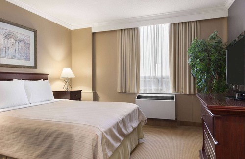 Ottawa Division Hotel | Days Inn by Wyndham Ottawa West