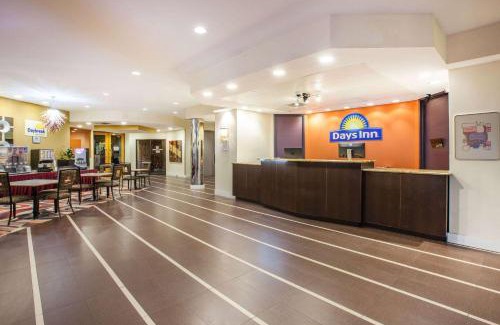 Sherman Hotel | Days Inn by Wyndham Sherman