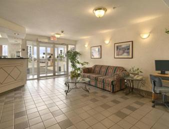 Taber Hotel | Days Inn by Wyndham Taber