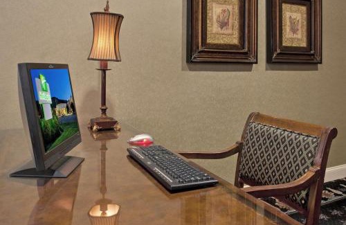 Warren Hotel | Days Inn by Wyndham Warren